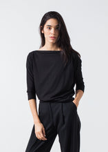 画像をギャラリービューアに読み込む, Boat Neck Top in Black