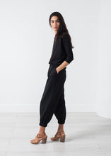 画像をギャラリービューアに読み込む, Boat Neck Top in Black