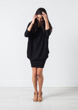 画像をギャラリービューアに読み込む, Tapered Boat Neck Dress
