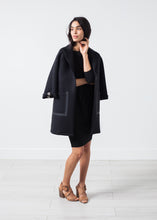 画像をギャラリービューアに読み込む, Tapered Boat Neck Dress