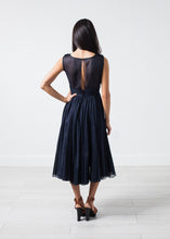 画像をギャラリービューアに読み込む, Voile V-Neck Dress in Navy