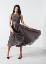 画像をギャラリービューアに読み込む, Voile Dress in Grey Pearl