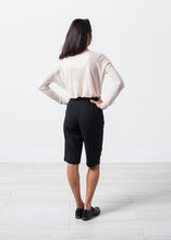画像をギャラリービューアに読み込む, Woven Shorts in Black