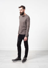 画像をギャラリービューアに読み込む, Daris Tee in Olive