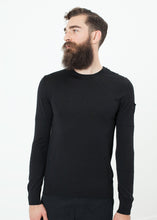 画像をギャラリービューアに読み込む, Button Shoulder Pullover in Black