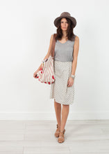 画像をギャラリービューアに読み込む, Woven Oversized Tote in Red Stripe