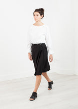 画像をギャラリービューアに読み込む, Wrap Snap Skirt in Black