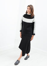 画像をギャラリービューアに読み込む, Contrast Felted Sweater in Black