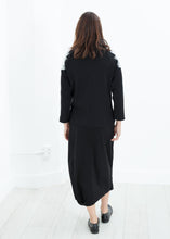 画像をギャラリービューアに読み込む, Contrast Felted Sweater in Black