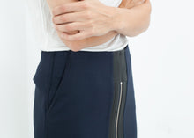 画像をギャラリービューアに読み込む, Contrast Zipper Skirt in Navy