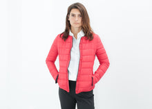 画像をギャラリービューアに読み込む, Camelia Reversible Jacket in Black/Red
