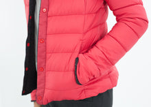 画像をギャラリービューアに読み込む, Camelia Reversible Jacket in Black/Red