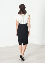 画像をギャラリービューアに読み込む, Asymmetric Dress in Cream/Black
