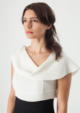 画像をギャラリービューアに読み込む, Asymmetric Dress in Cream/Black