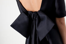 画像をギャラリービューアに読み込む, Tie Dress in Navy