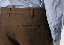 画像をギャラリービューアに読み込む, Diamond Weave Trouser in Hazel