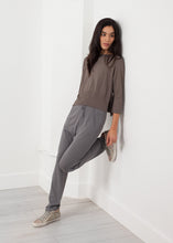 画像をギャラリービューアに読み込む, Alia Knit Trouser