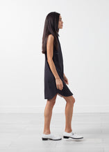 画像をギャラリービューアに読み込む, Sleeveless Hidden Pocket Dress