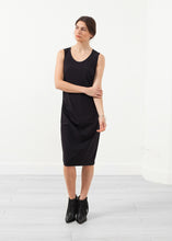 画像をギャラリービューアに読み込む, Sleeveless Fitted Dress