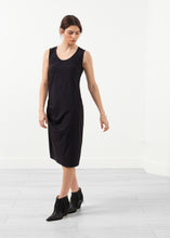 画像をギャラリービューアに読み込む, Sleeveless Fitted Dress