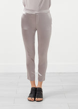 画像をギャラリービューアに読み込む, Silk Pullup Pant