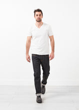 画像をギャラリービューアに読み込む, V-Neck Tee