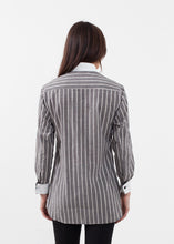 画像をギャラリービューアに読み込む, Striped Tuxedo Shirt