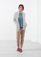 画像をギャラリービューアに読み込む, Unisex Shawl Cardigan
