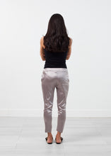 画像をギャラリービューアに読み込む, Silk Pullup Pant