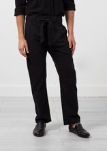 画像をギャラリービューアに読み込む, Tie Trousers