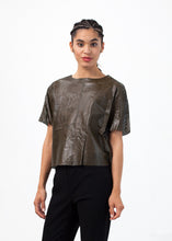 画像をギャラリービューアに読み込む, Auralias Leather Top