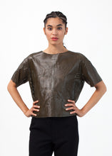 画像をギャラリービューアに読み込む, Auralias Leather Top