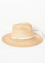 画像をギャラリービューアに読み込む, Wrapped Up Hat in Straw/White
