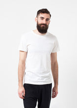 画像をギャラリービューアに読み込む, Comfort Tee in White Wool Blend