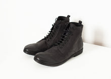 画像をギャラリービューアに読み込む, Combat Ankle Boot in Black