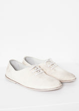 画像をギャラリービューアに読み込む, Diamond Slip-On in White