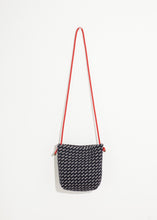 画像をギャラリービューアに読み込む, Wool Shoulder Pouch in Black/White