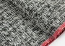 画像をギャラリービューアに読み込む, Diamond Scarf in Black/Natural